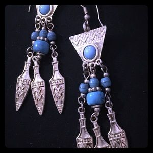 DANGLING EARRINGS
